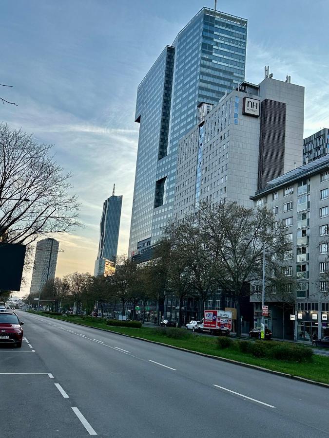 Amazing City Center Apartment Виена Екстериор снимка